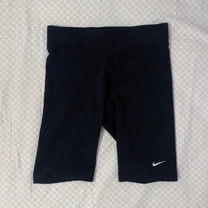 Nike women’s black cotton biker shorts